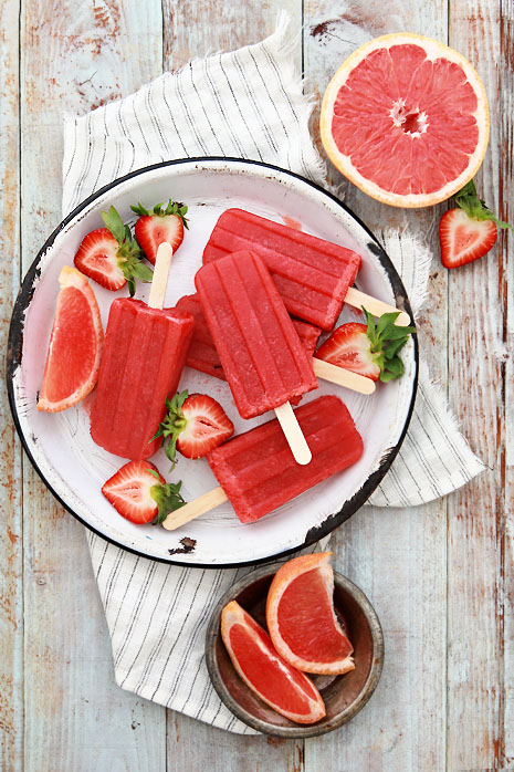 Popsicles Grapefruit And Strawberry Greyhound Poptail Recipe By Cupcakepedia